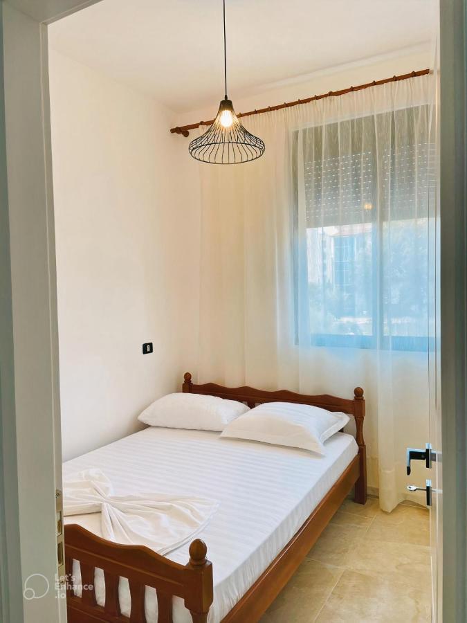 Villa Jurgen Durres Exterior photo