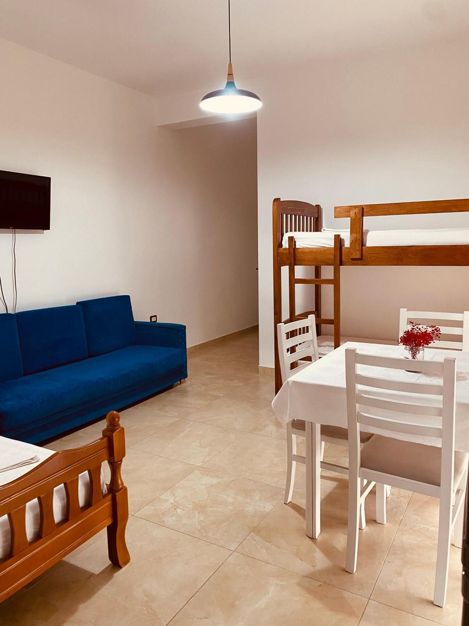 Villa Jurgen Durres Exterior photo